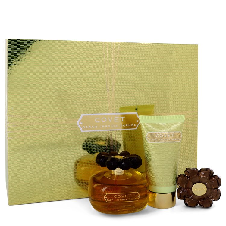 Covet Women Gift Set: 3.4 oz (100 ml) Eau De Parfum Spray + 2.5 oz (75 ml) Body Loiton + Perfume Compact by Sarah Jessica Parker